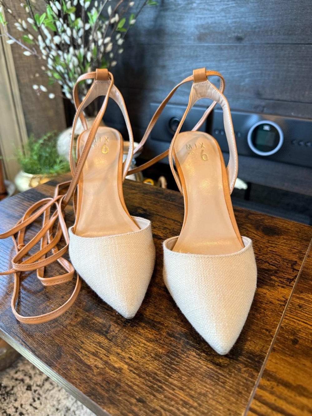 No. 6 Pointed Toe Lace-Up Pumps in Cream and Tan